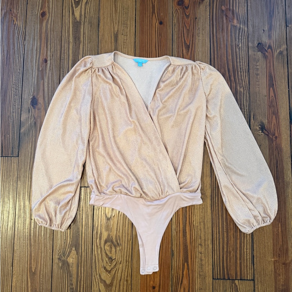 Draper James Shimmering Gold Long Sleeve Bodysuit Women’s Size Small